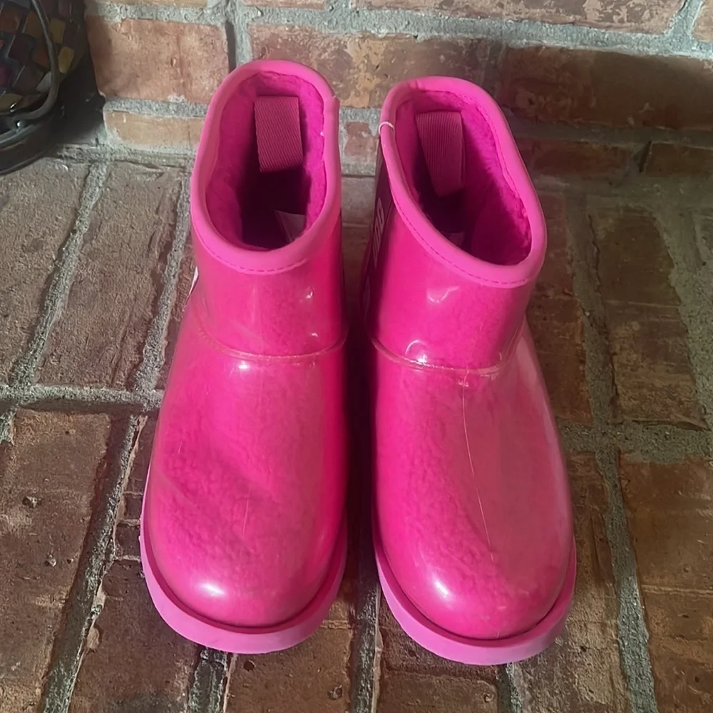 UGG Waterproof Classic Clear Mini Taffy Pink Sheepskin Fur Lined Boots